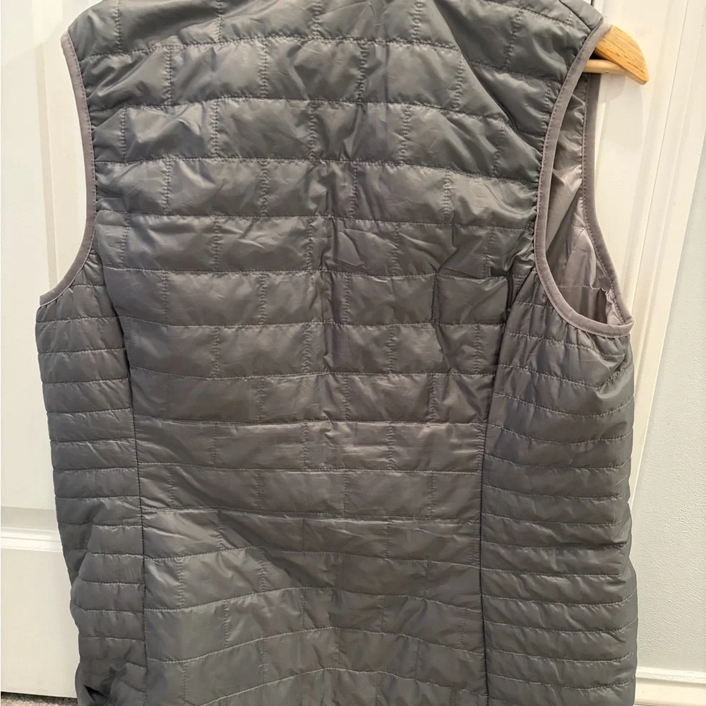 Patagonia Gray Quilted Outerwear - Picture 2 of 4